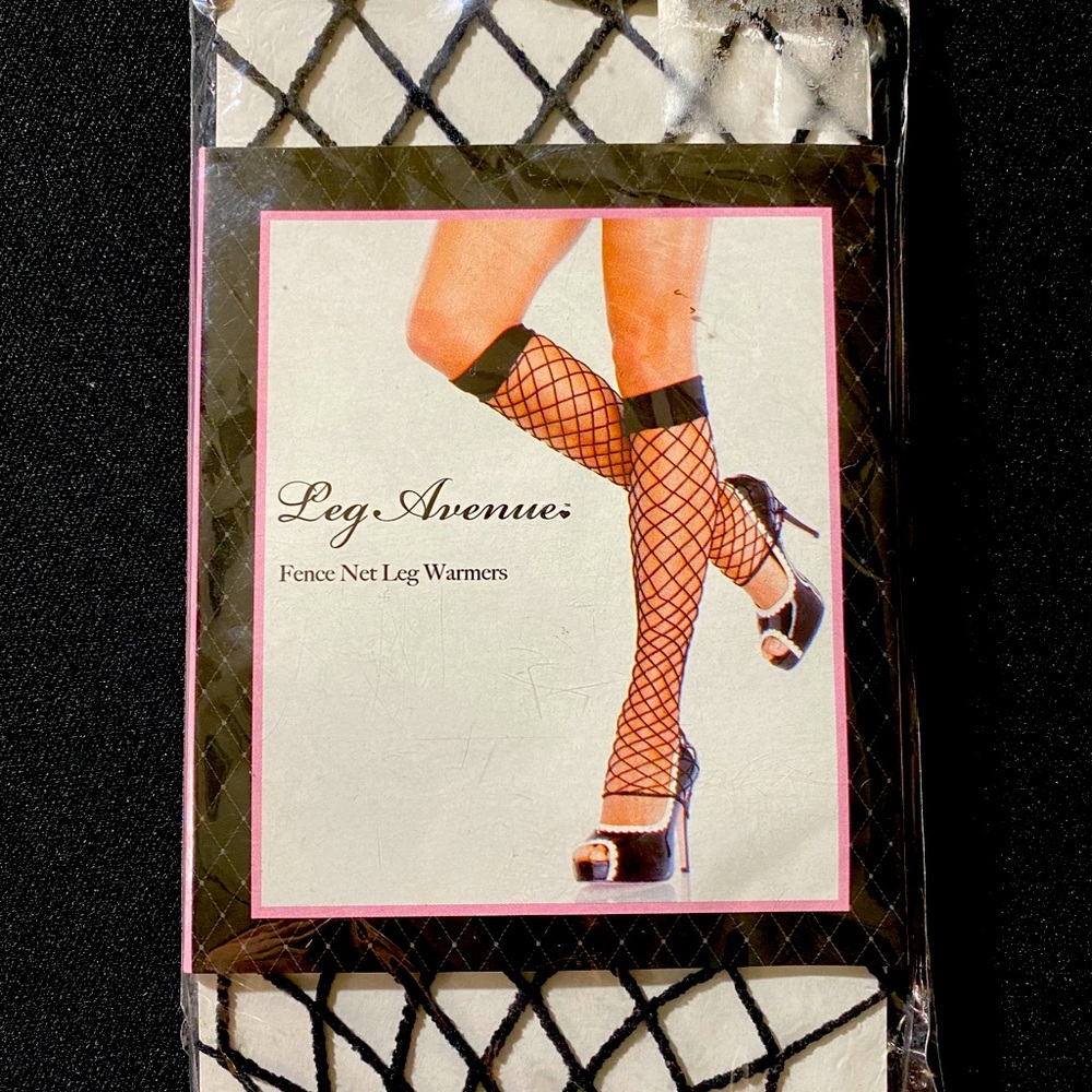 Fence net leg warmers